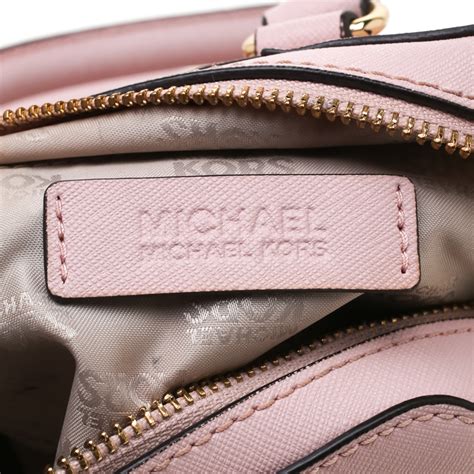 michael kors serial number 1974222 - MICHAEL KORS AUTHENTICATION .